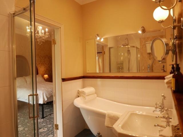 Ghan House Carlingford Bagian luar foto